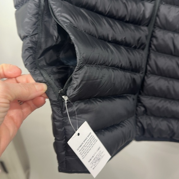 Lands End 800 down Black Quilted Puffer Vest with Stand-Up Collar size LT.NWT - Picture 4 of 10